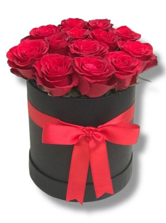 Kutuda 13 Kırmızı Gül